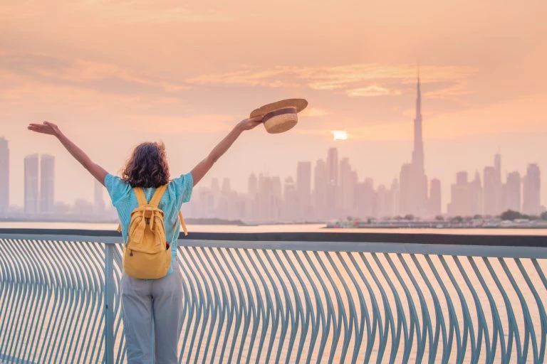 ドバイに住み、ドバイで勉強する。