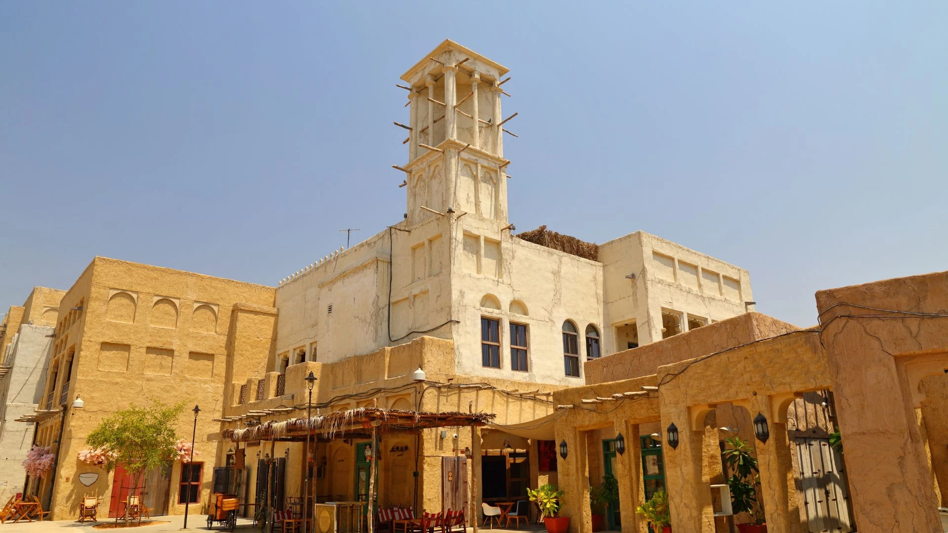 Quartiere storico di Al Fahidi, Corsi di inglese a Dubai