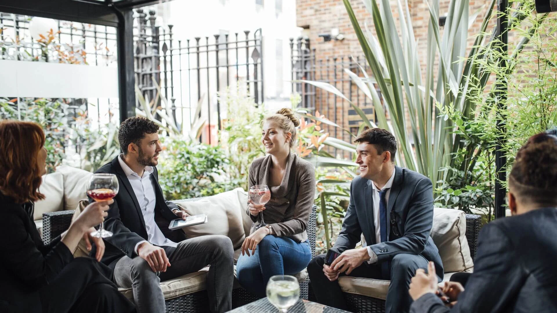 business english classes business english course learn business english language school dubai english language school dubai