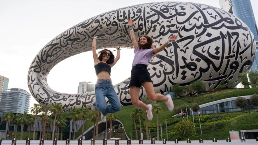 ES Dubai instituto de línguas dubai