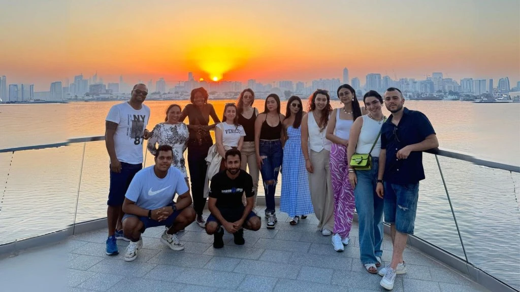 escolas de inglês em Dubai instituto de idiomas em Dubai explorar Dubai