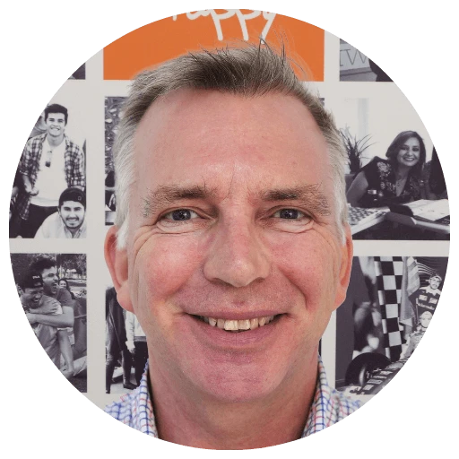 ES Dubai-Gareth Roberts